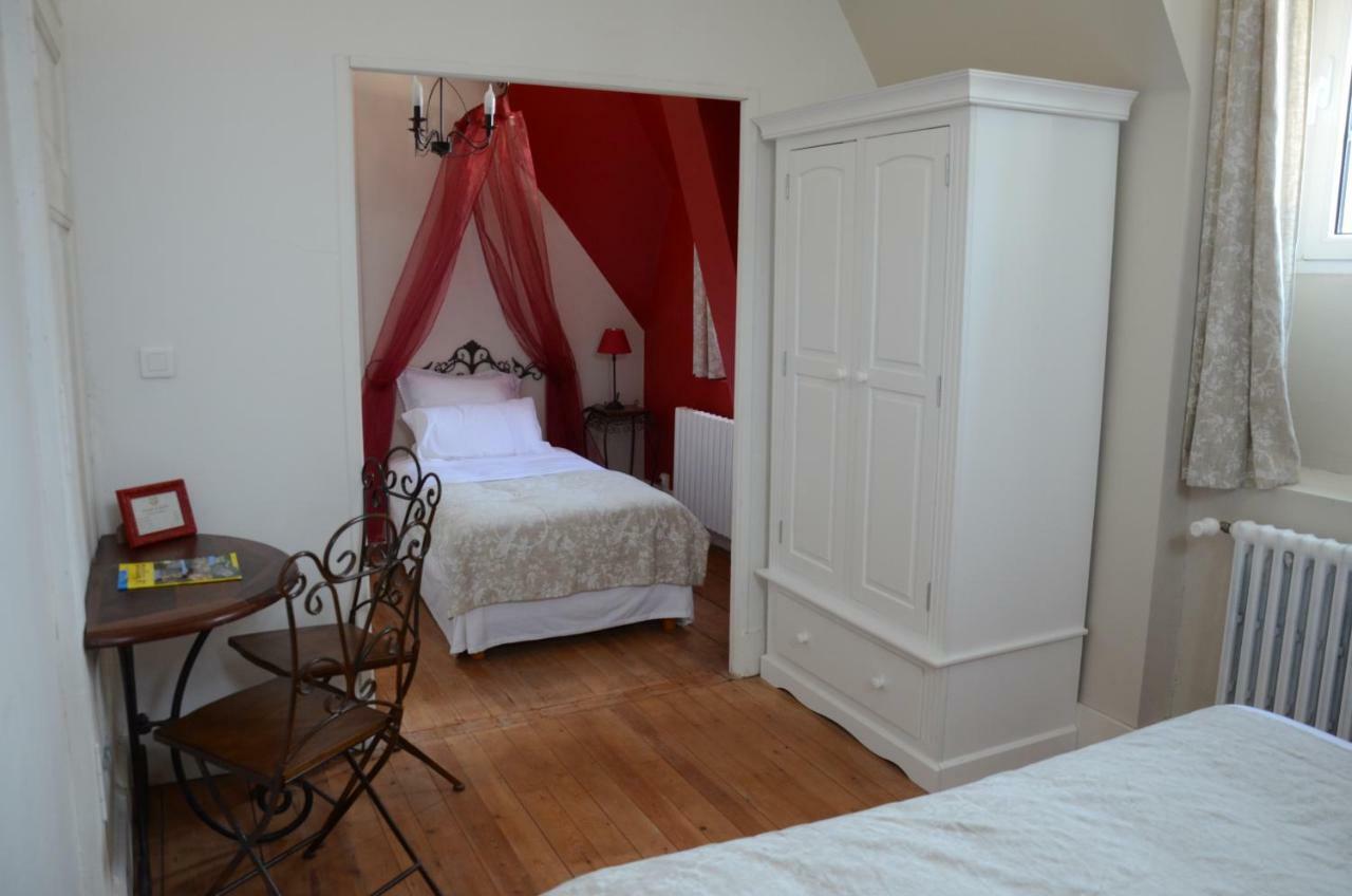 Le Manoir De Sanilhac Bed & Breakfast Notre-Dame-de-Sanilhac Dış mekan fotoğraf
