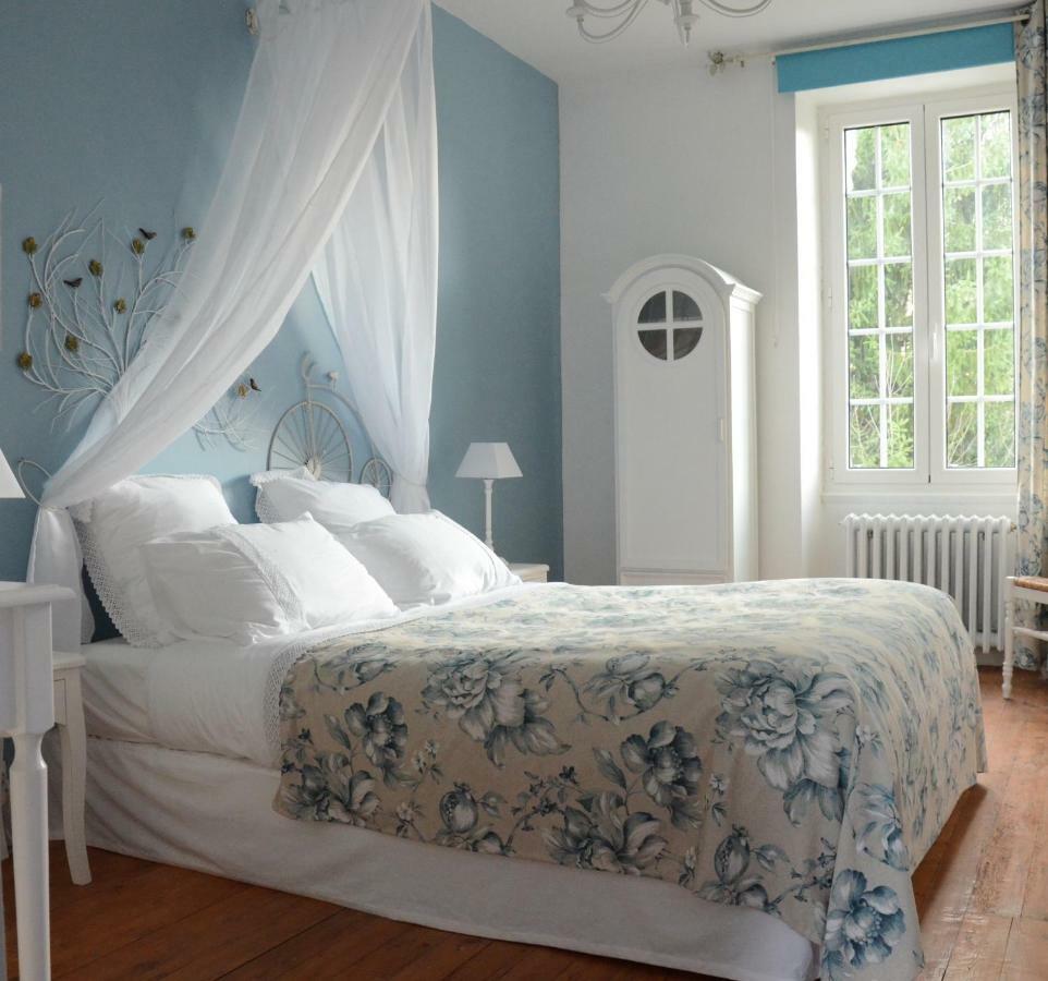 Le Manoir De Sanilhac Bed & Breakfast Notre-Dame-de-Sanilhac Dış mekan fotoğraf