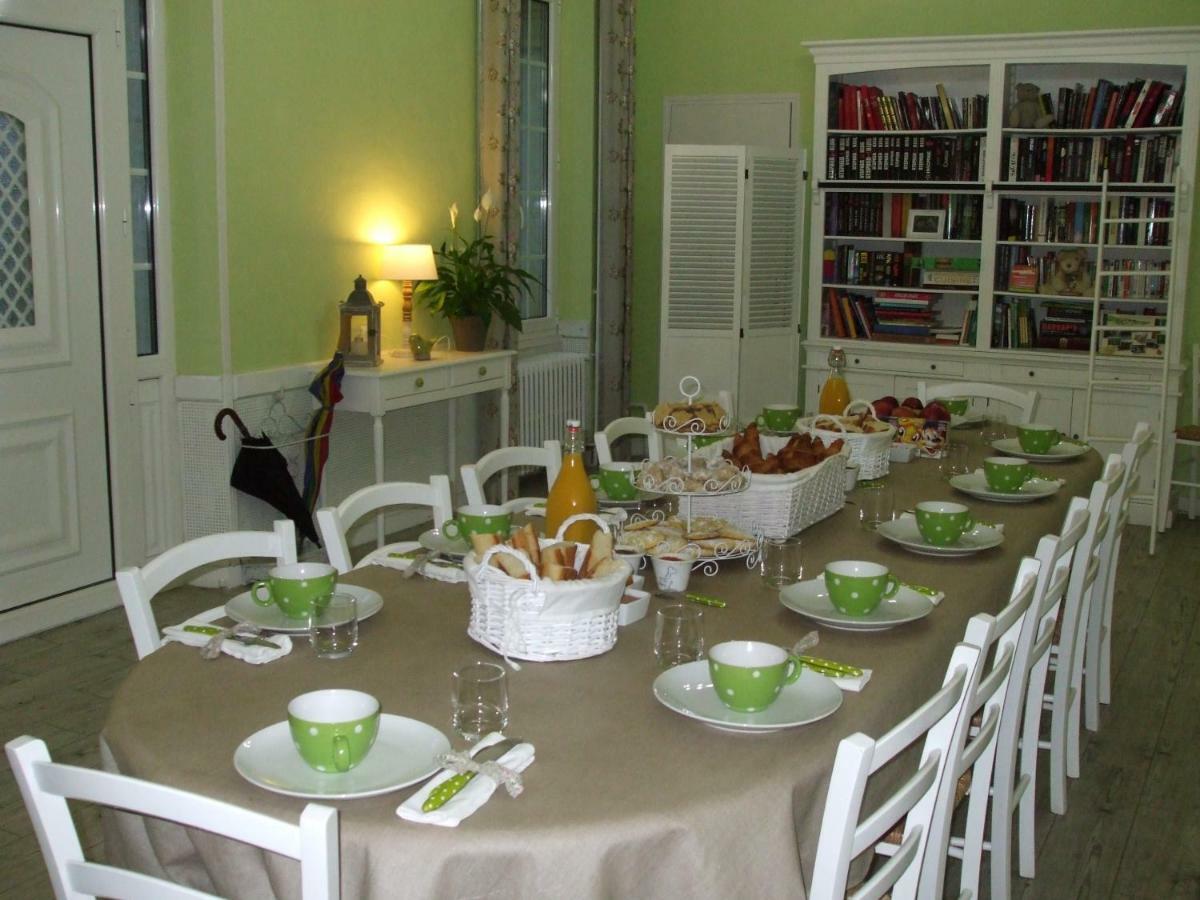 Le Manoir De Sanilhac Bed & Breakfast Notre-Dame-de-Sanilhac Dış mekan fotoğraf